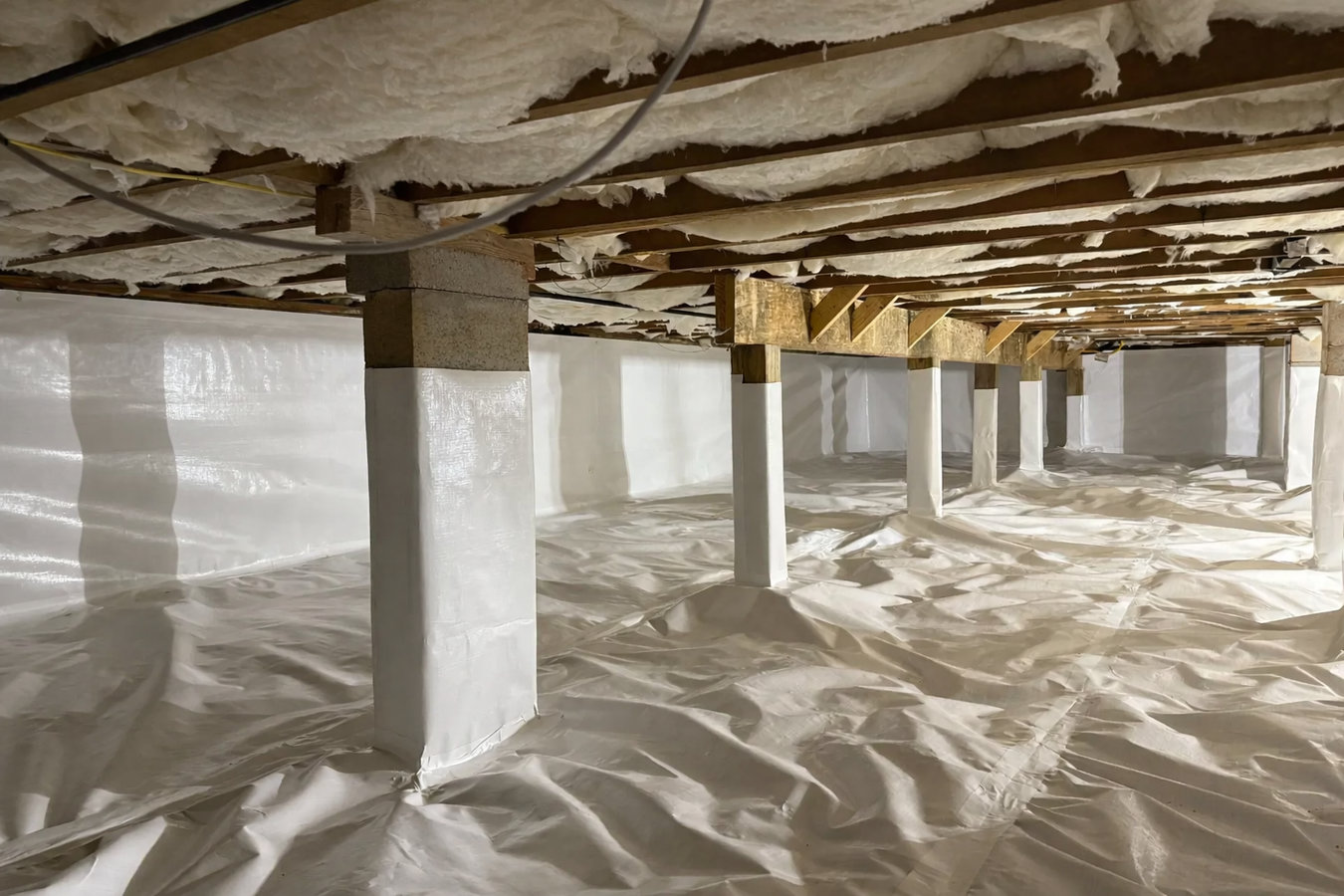 Crawl space vapor barrier